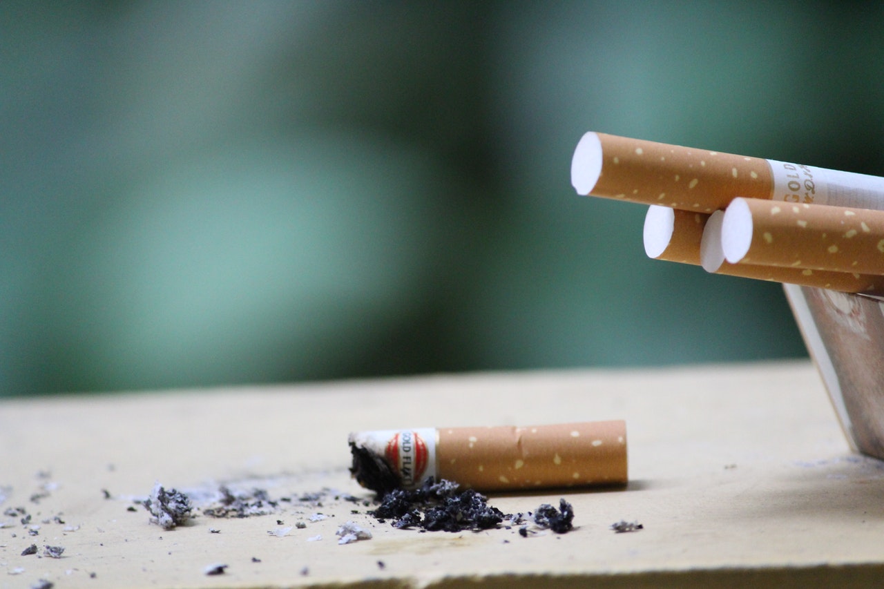 WARNING: This product can cause gum disease and tooth loss: Tobacco use in Hamden